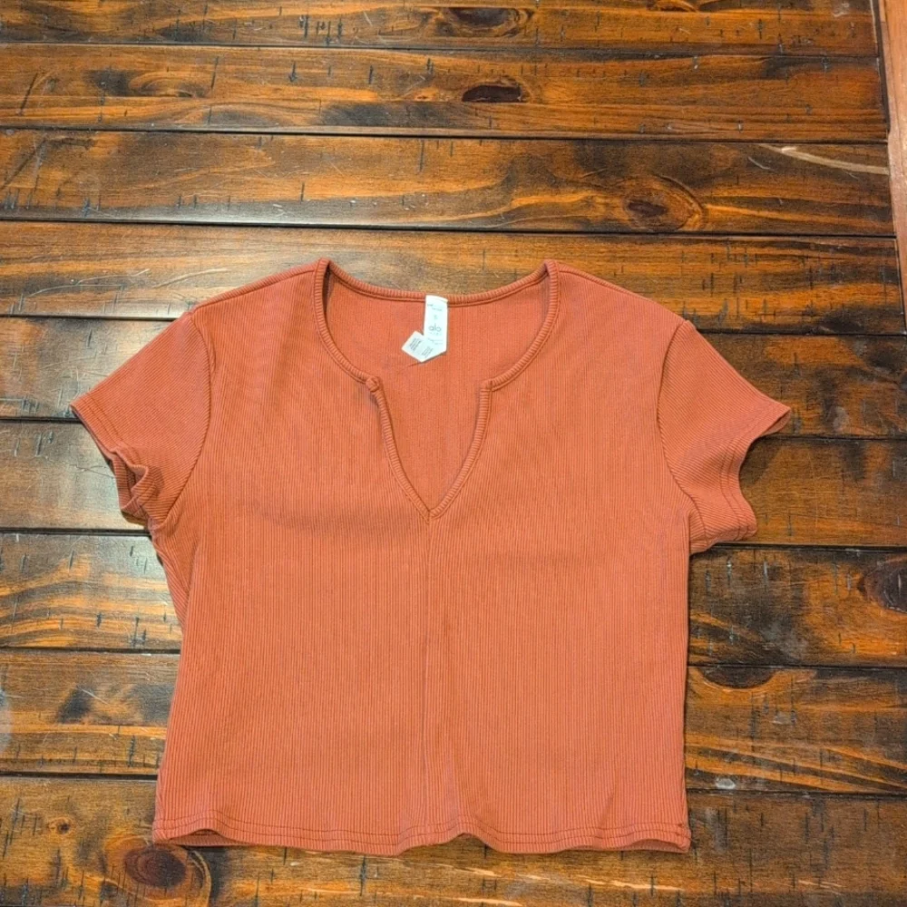 Alo ribbed savvy crop Short Sleeve
